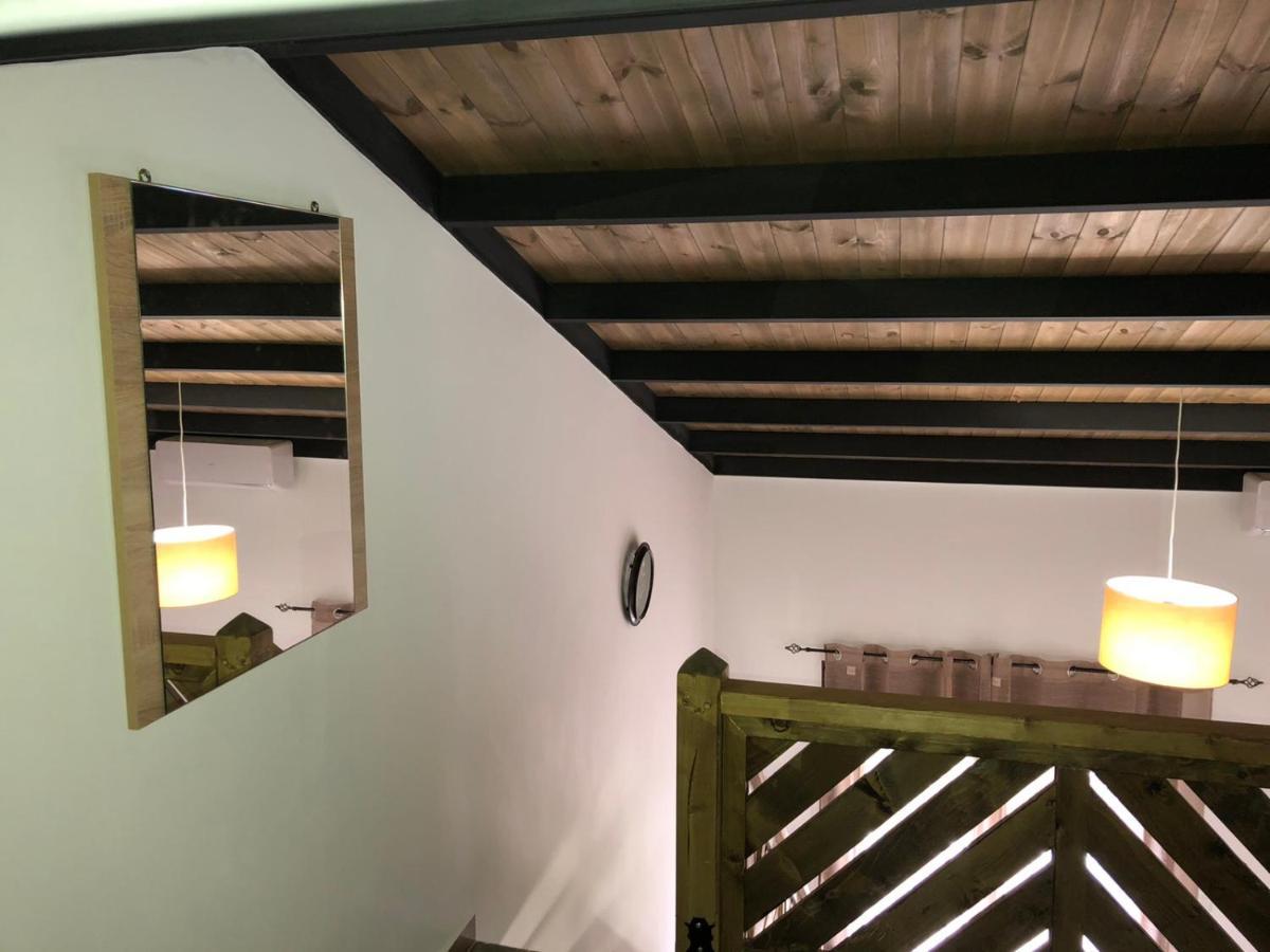 Mad'S Villas Néa Péramos Exterior foto
